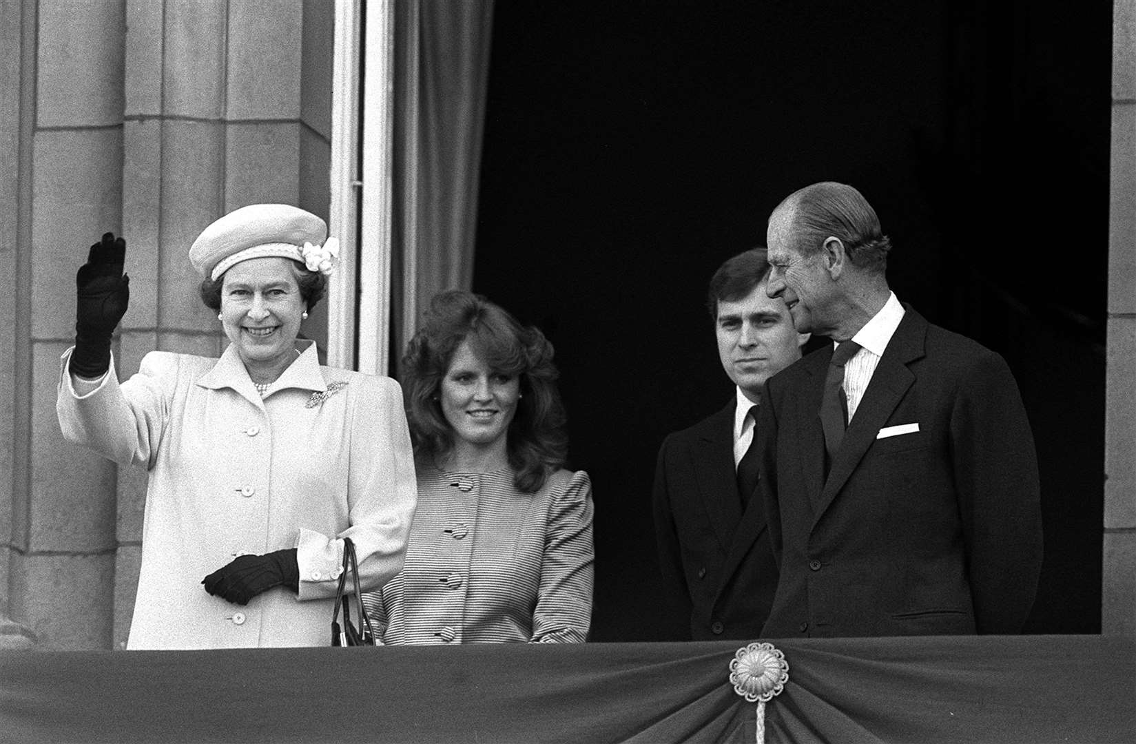 Sarah, Andrew and the Queen and the Duke of Edinburgh in 1986 (PA)