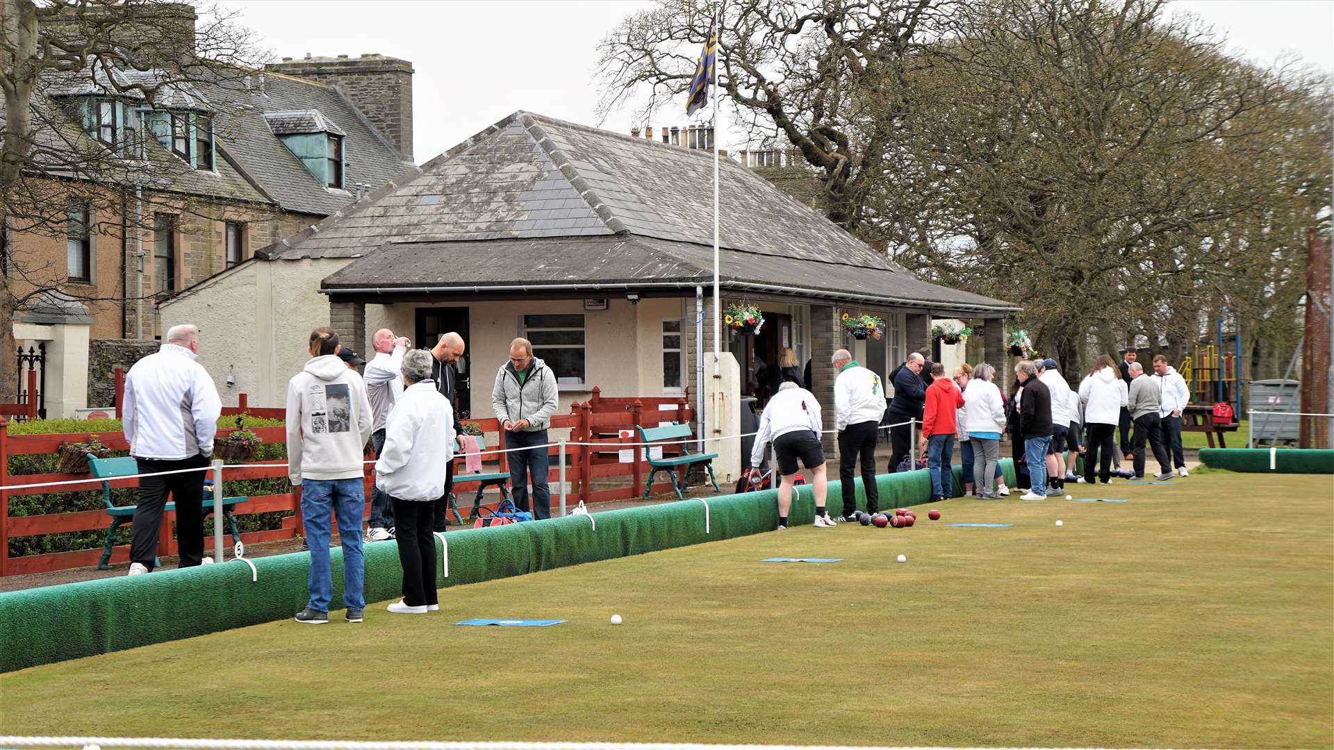 The season gets underway at the Rosebank Bowling Club. Picture: DGS