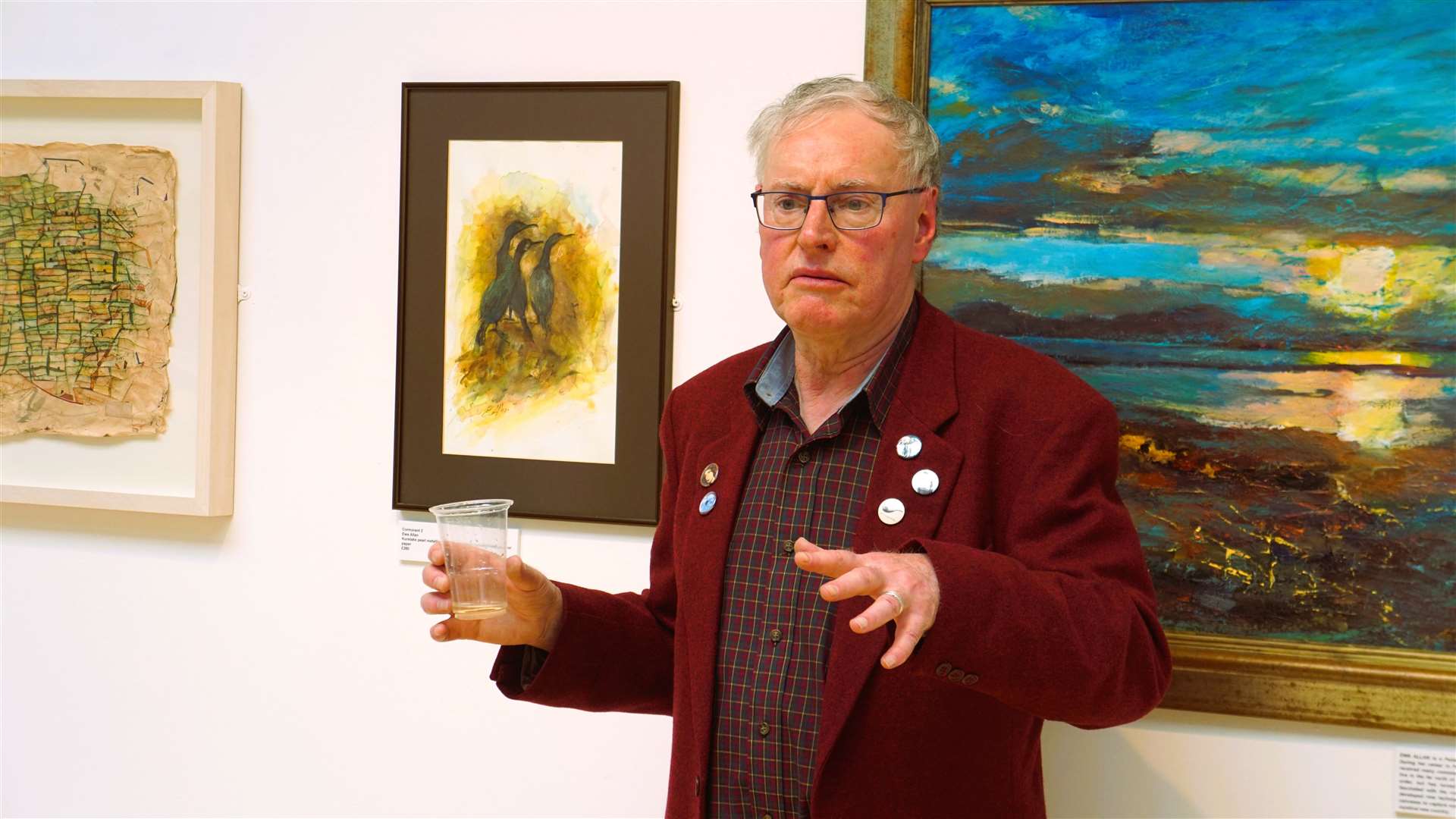 Society of Caithness Artists chairman, Ian Pearson, gives an impassioned speech to the assembled artists and guests at the preview on Friday afternoon. Picture: DGS