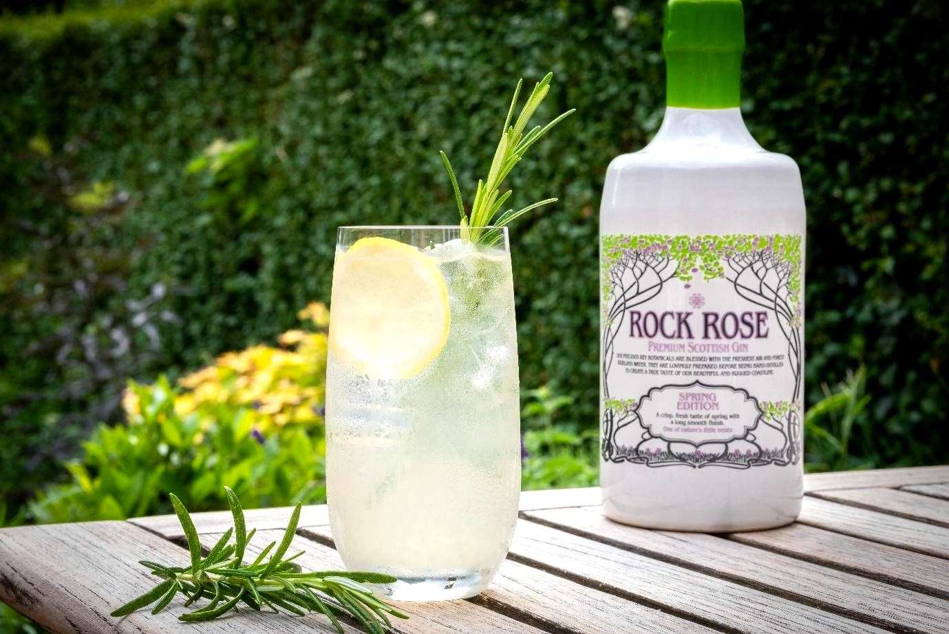 The Elderflower and Herb Gin Fizz incorporating the Rock Rose Spring Edition Gin.