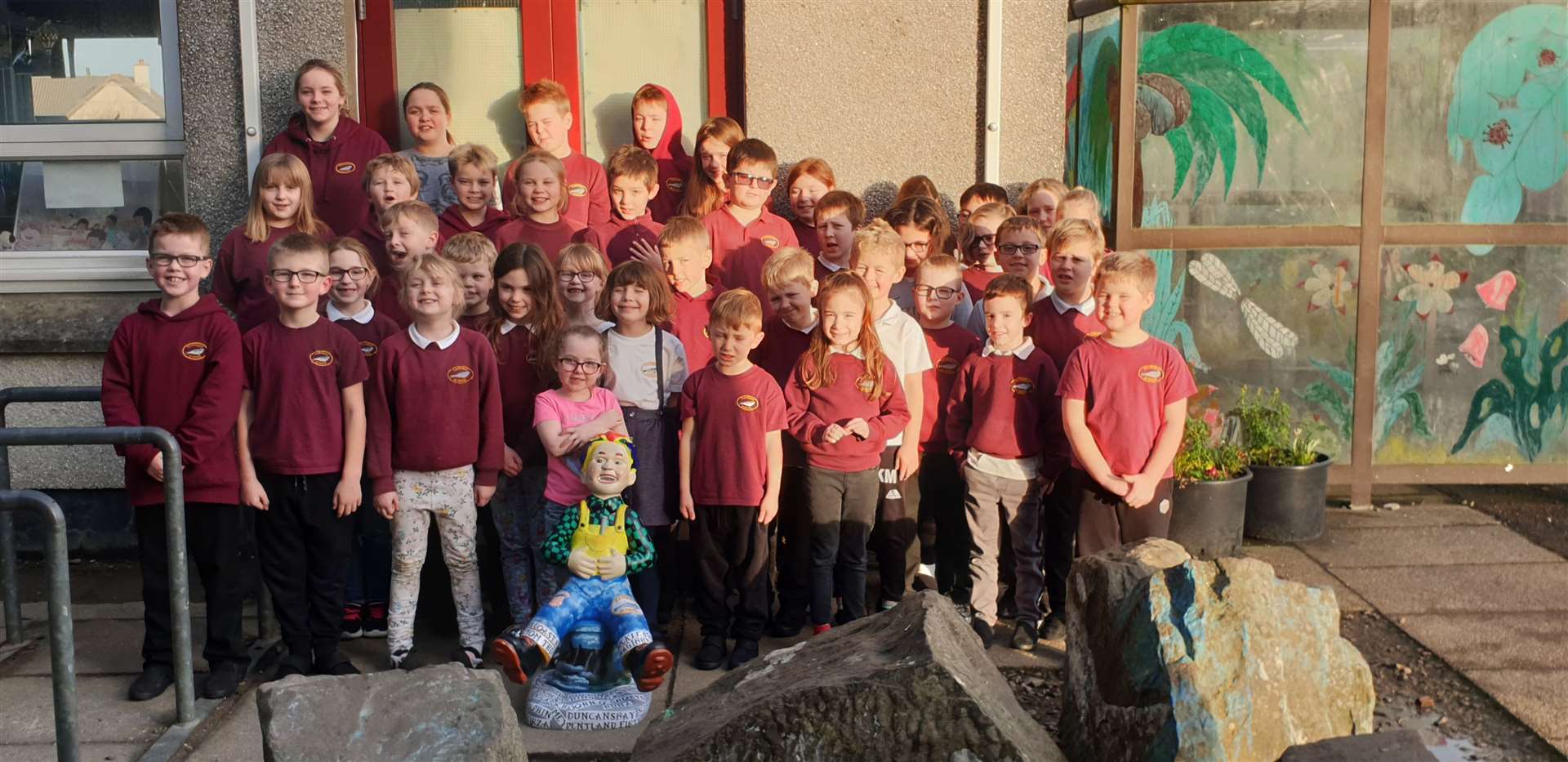 The children of Canisbay school with their decorated Wee Oor Wullie.