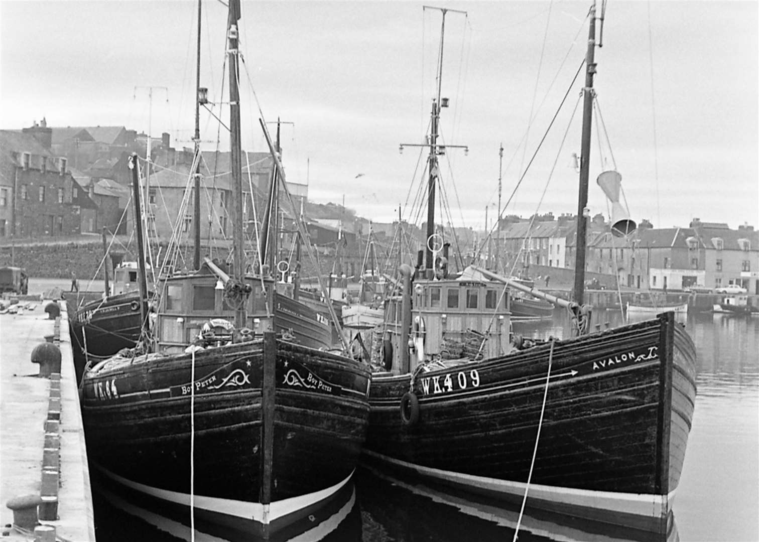 The Boy Peter and Avalon in Wick harbour. Jack Selby Collection / Thurso Heritage Society