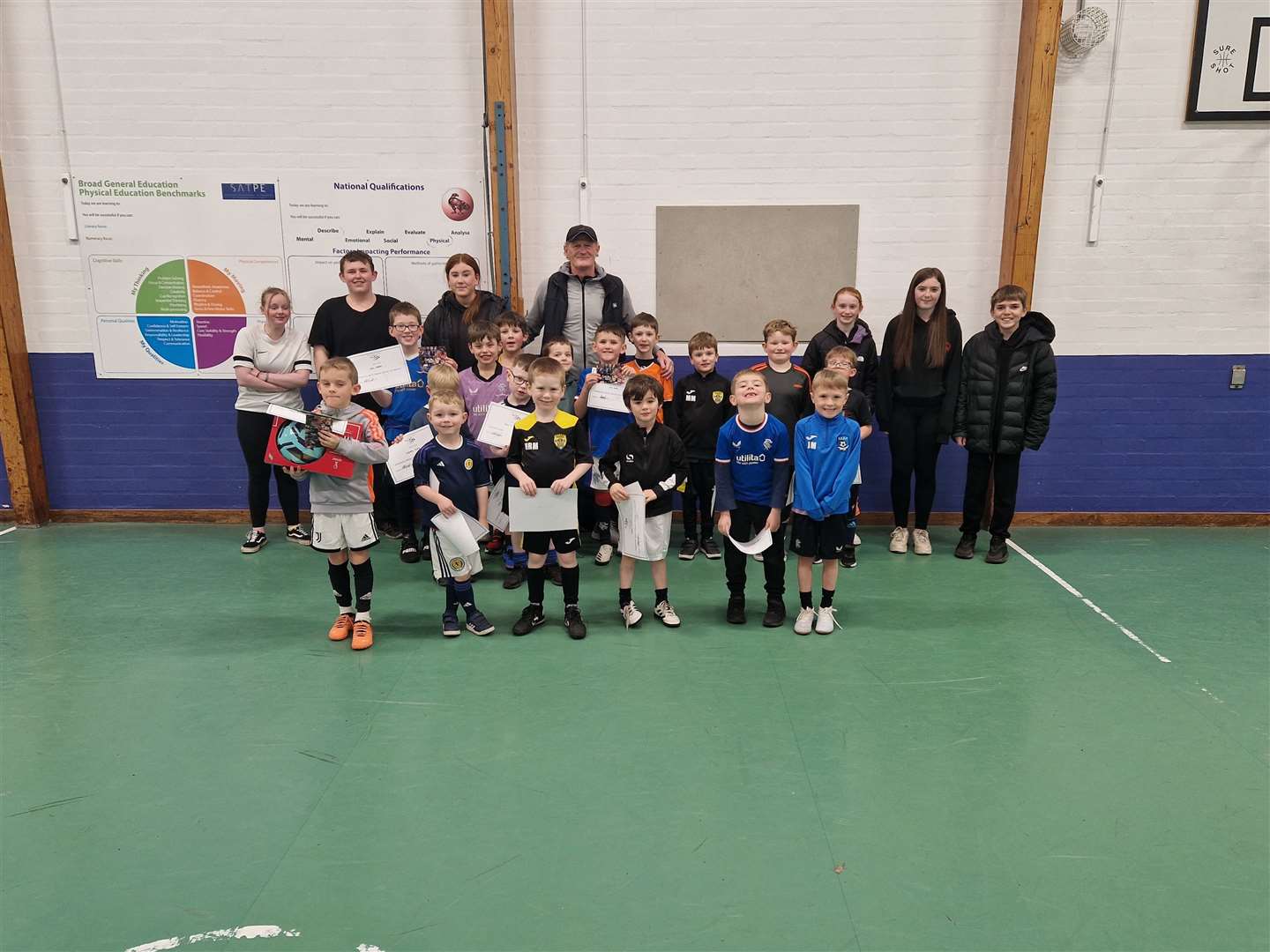 Colin Hendry with some of the children taking part in the football sessions in Thurso.