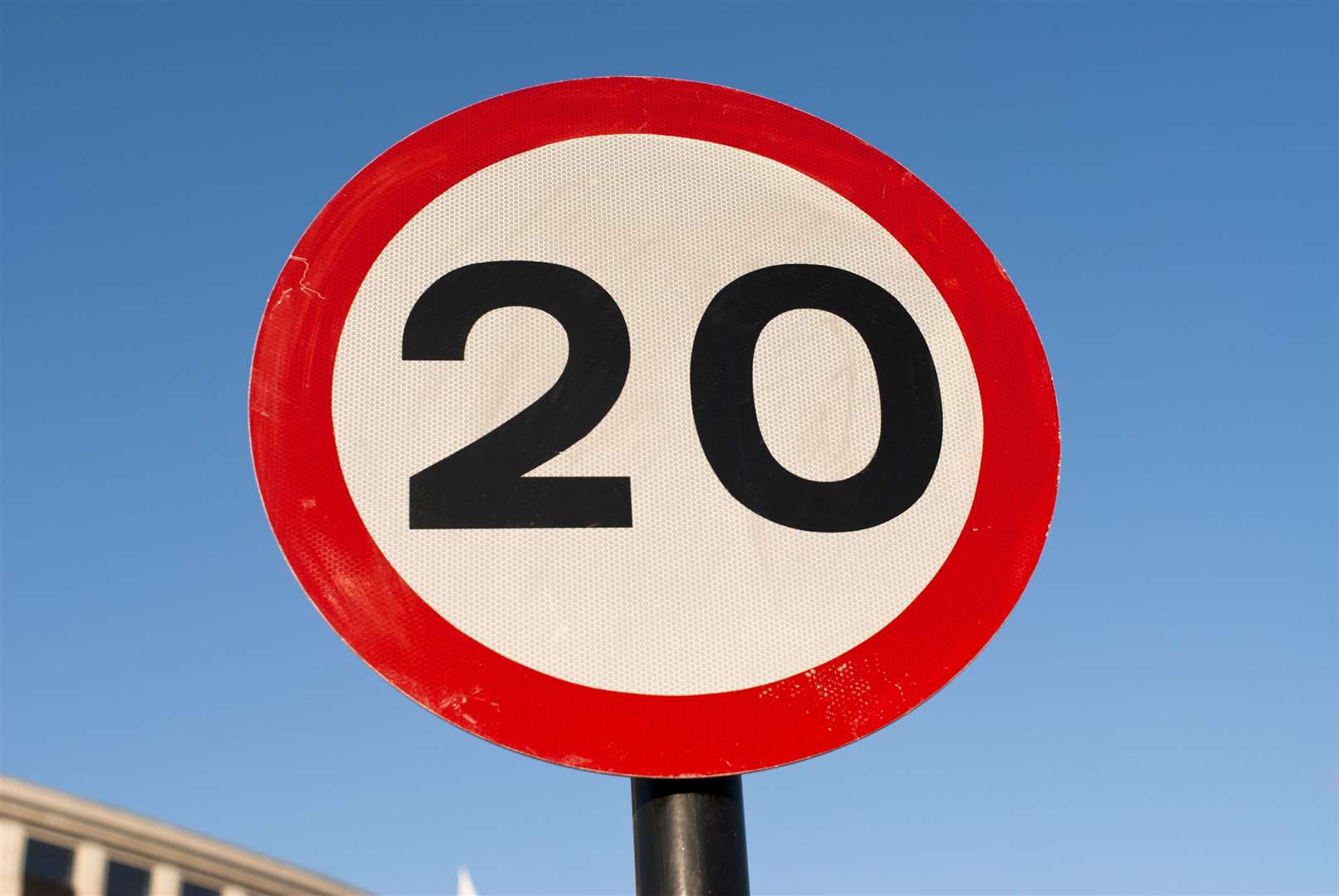 A 20mph speed limit throughout Thurso would improve road safety, according to community council.