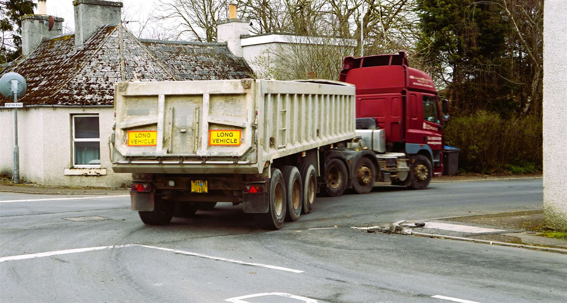 This lorry negotiated the turn well but many do not. Picture: DGS