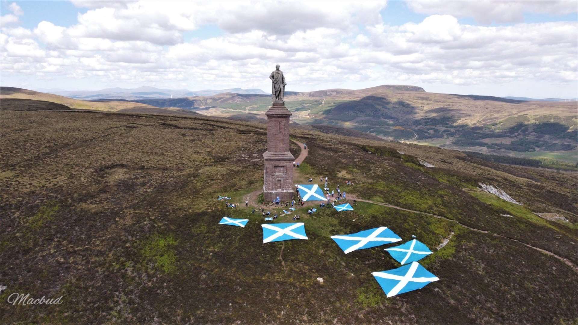 The saltires were laid at the foot of the statue of the Duke of Sutherland