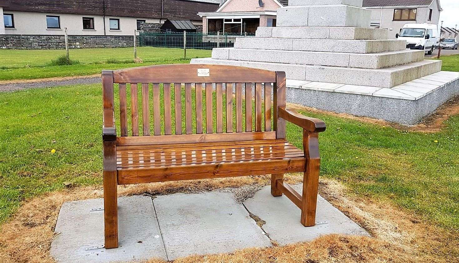 The bench was put there several years ago in memory of Sandra Briggs nee MacLeod.