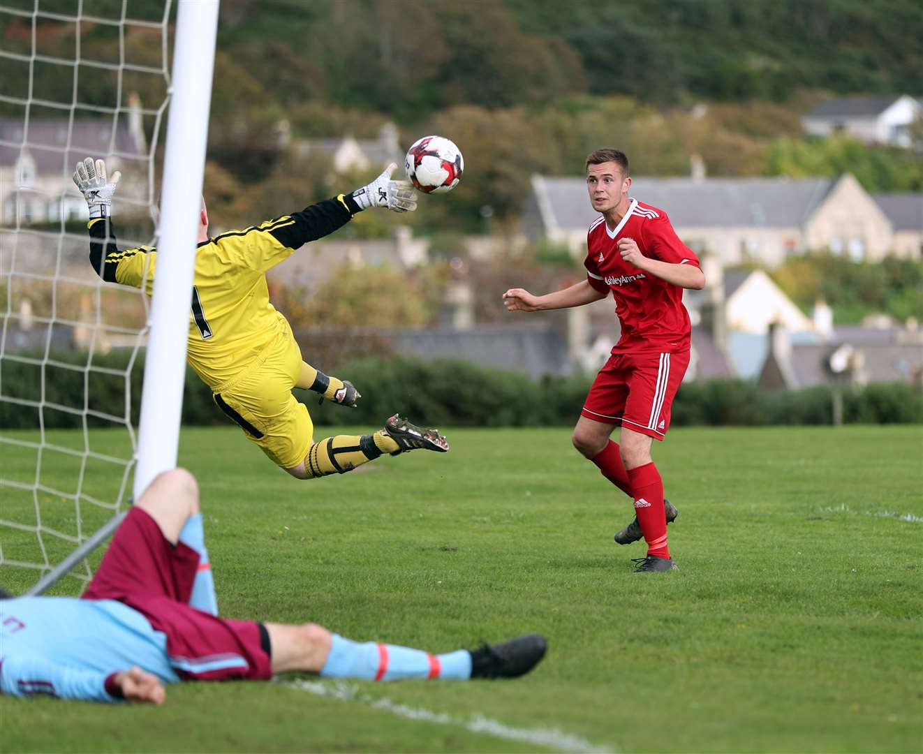 Conor Trueman gets Thurso's rout of Bunillidh up and running as he heads in the opening goal. Picture: James Gunn