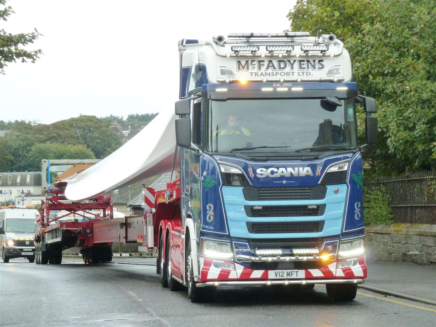 One of the wind farm components being transported up Cliff Road in Wick, bound for the wind farm site near Spittal. Picture: Peter Sutherland, Golspie