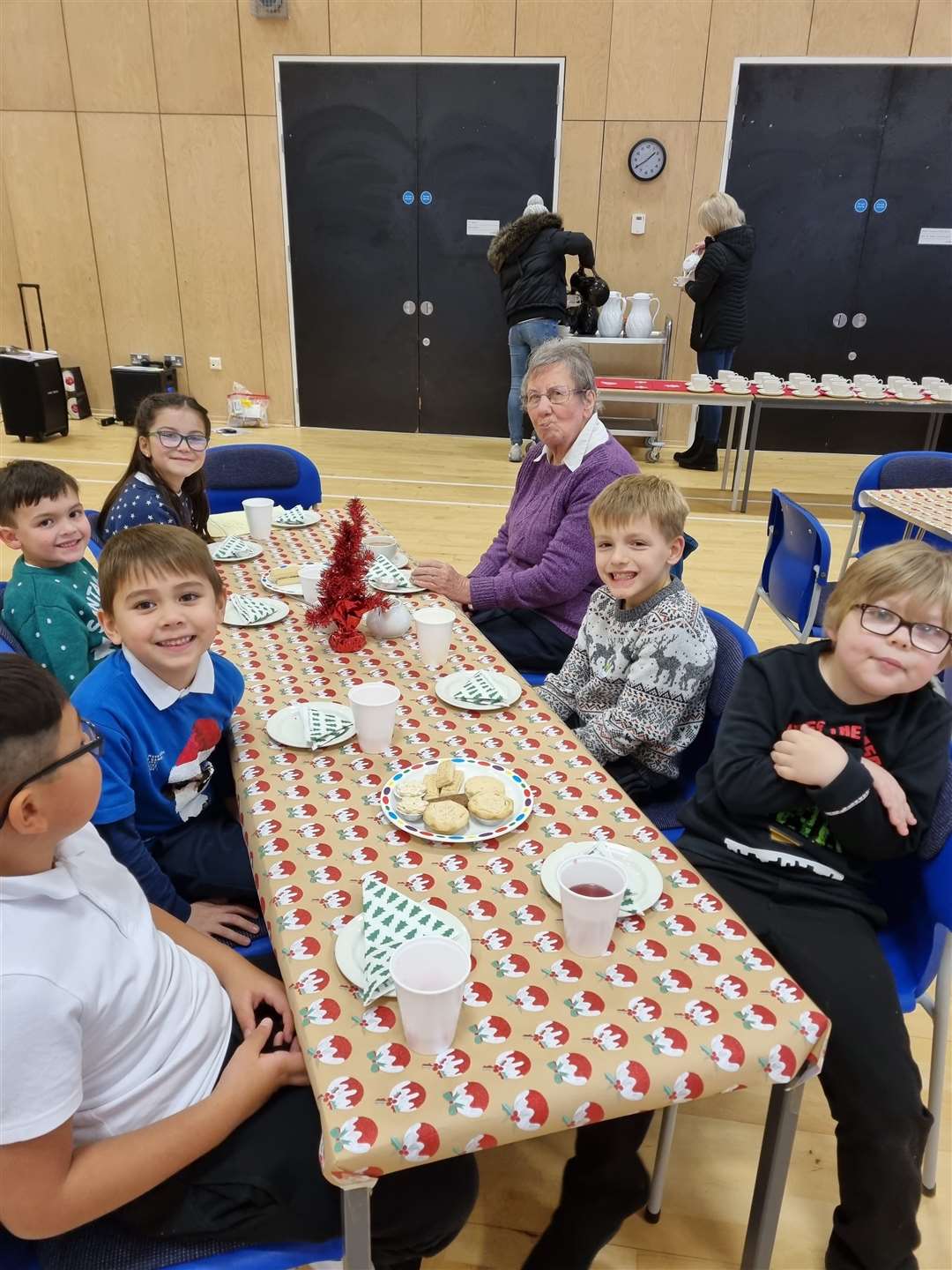Mincemeat pies were on the menu at Noss Primary School.