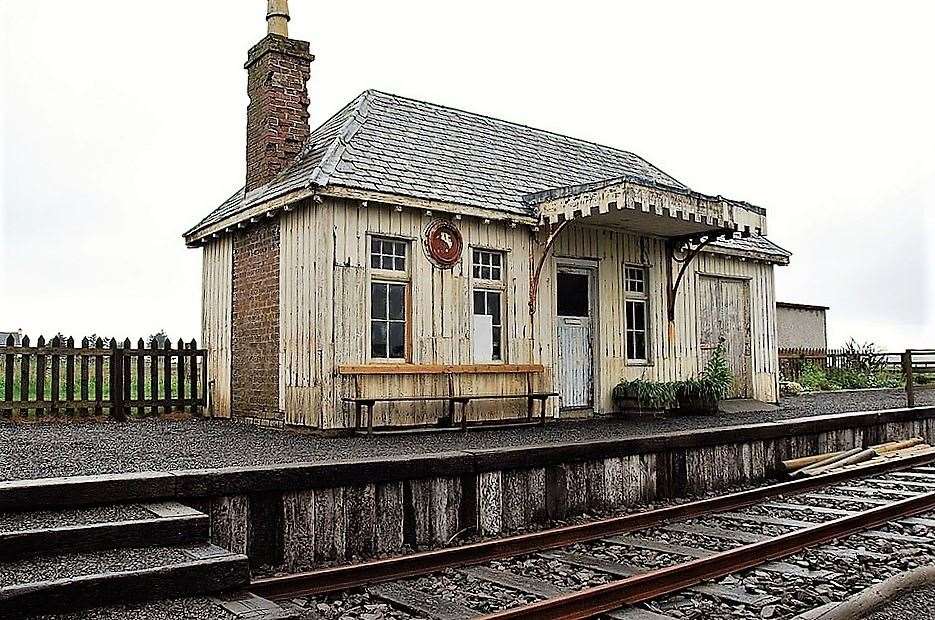 Thrumster Railway Station before it was renovated.
