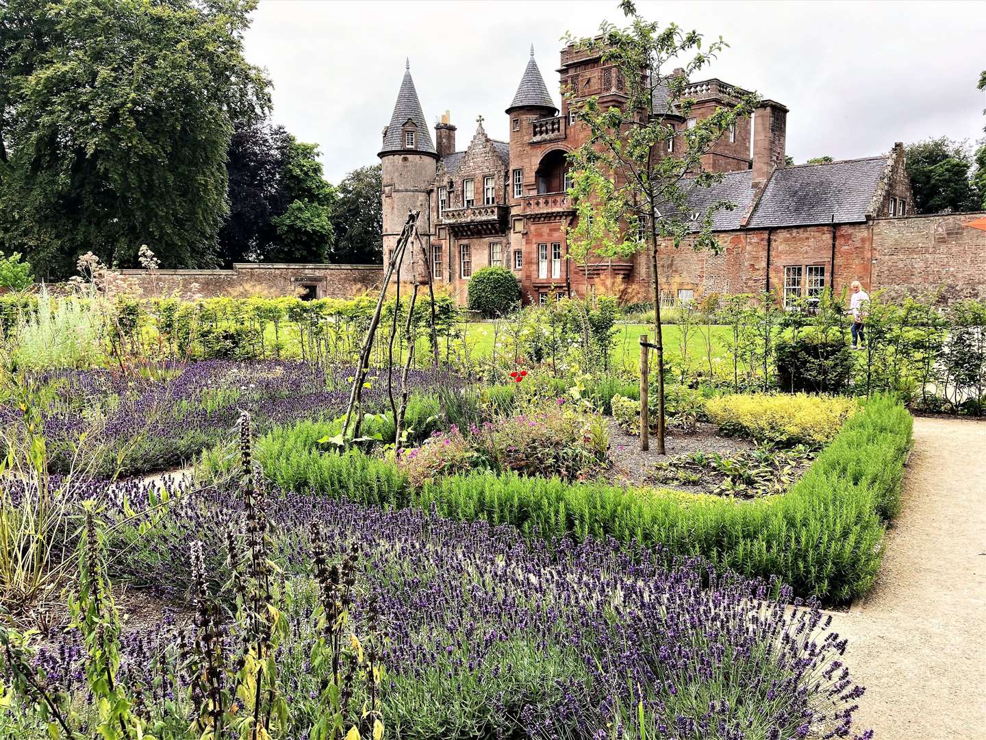 Julie volunteers at Hospitalfield House which runs a programme of public events, including exhibitions, walks and workshops, weekly tours during the summer and residencies for artists.