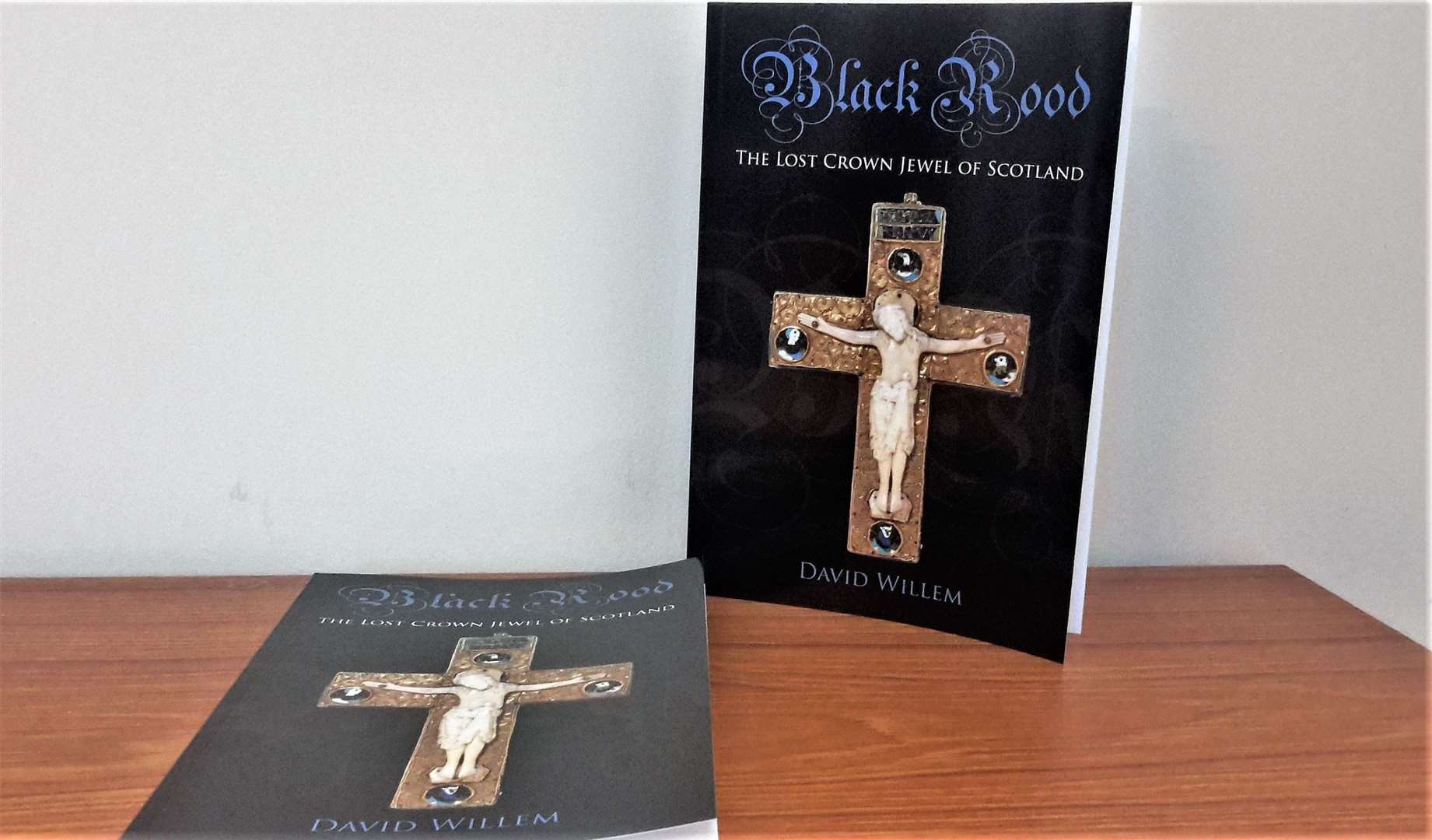 The Black Rood provides an introduction to a set of all-but-forgotten national totems: the reliquaries of the True Cross the Black Rood of Scotland, the Croes Gneth of Wales and Ireland's Cross of Cong.