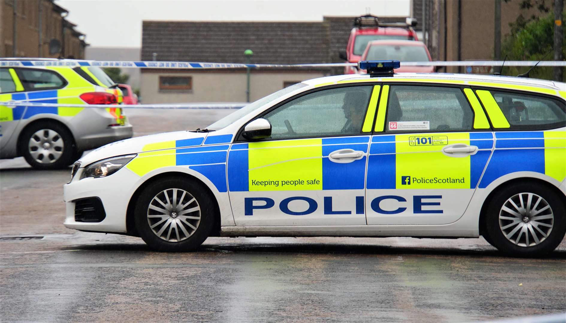 Police officers in attendance at Macrae Street in Wick this morning. Pictures: DGS