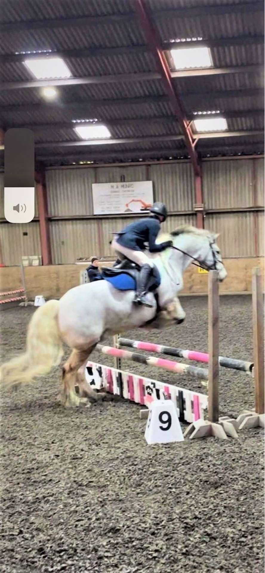 Emily Donn qualifies for the Pony Club Barrier Spring Festival in April