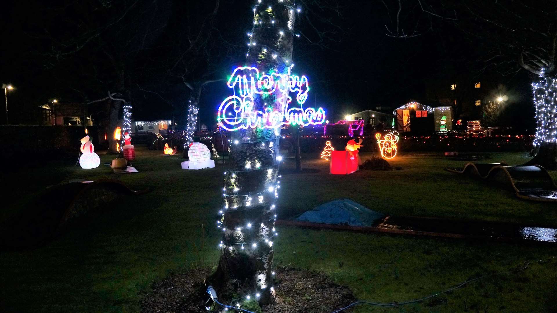 Santaland will again be a festive attraction in Wick thanks to the volunteers of the Christmas lights committee.