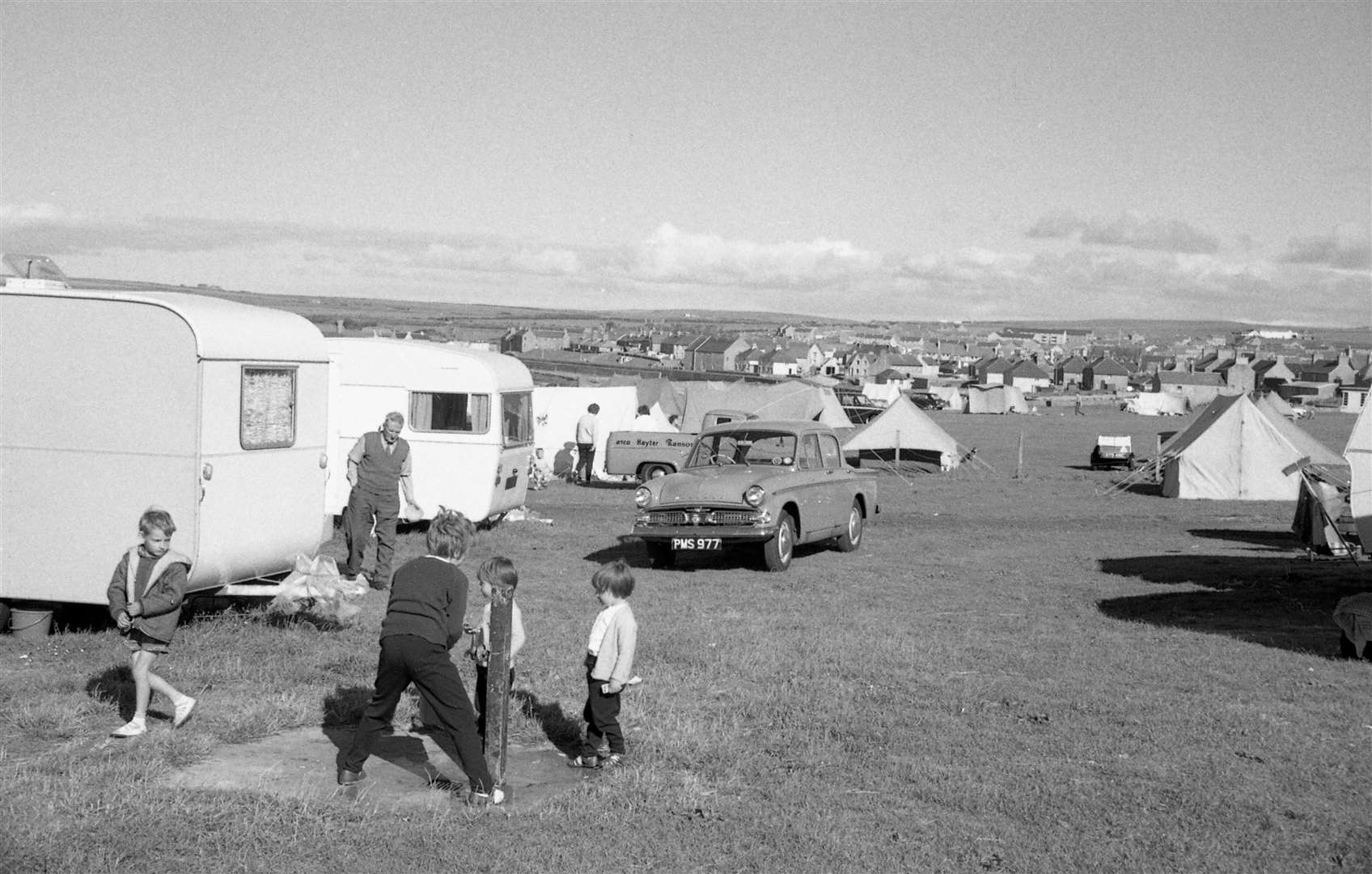 Thurso caravan site at the height of the tourist season, probably in the late 1960s. Jack Selby Collection / Thurso Heritage Society