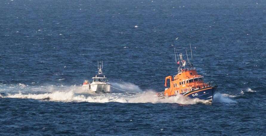 Thurso lifeboat towing Stella Polaris. Picture: Karen Munro