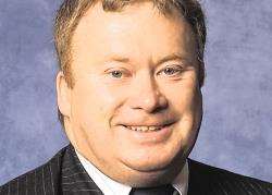 Councillor Graeme Smith wants more supervisors for offenders doing community service.