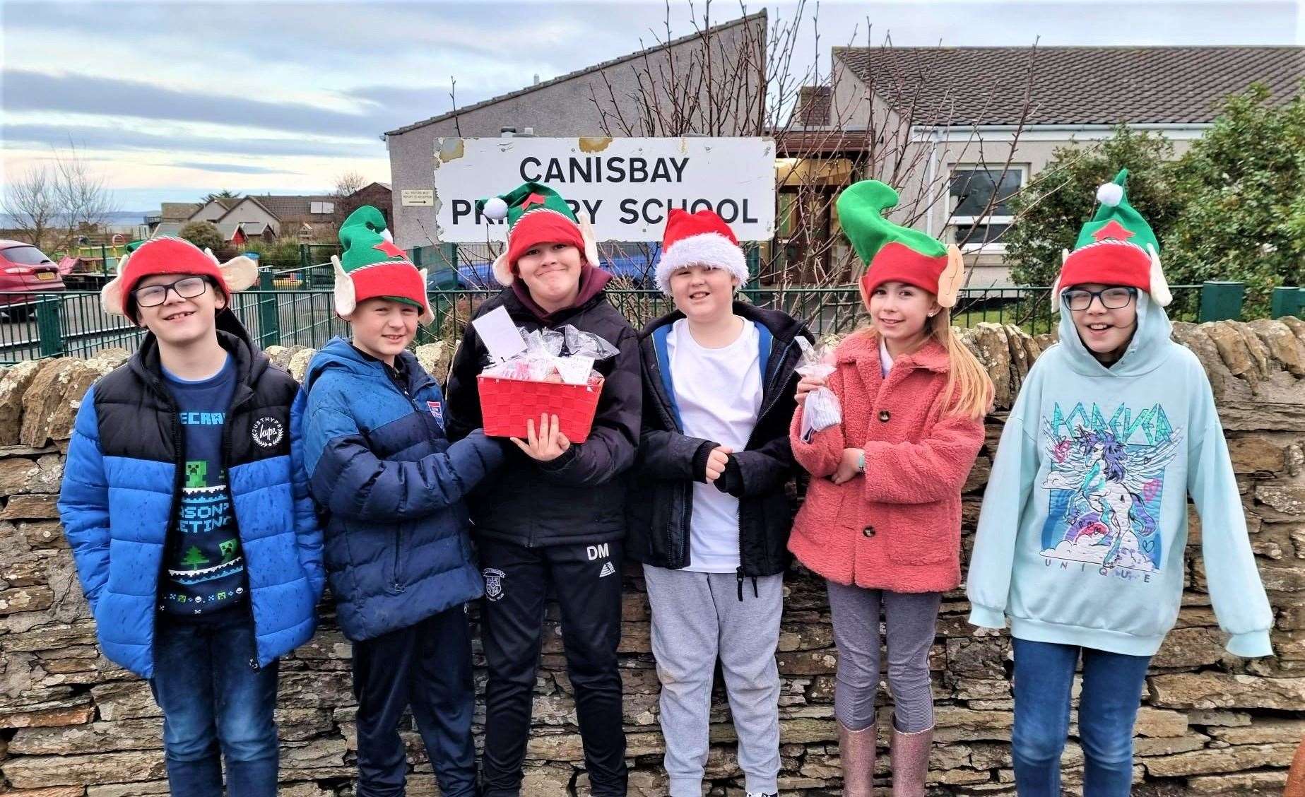 The pupils enjoyed giving gifts to the community.