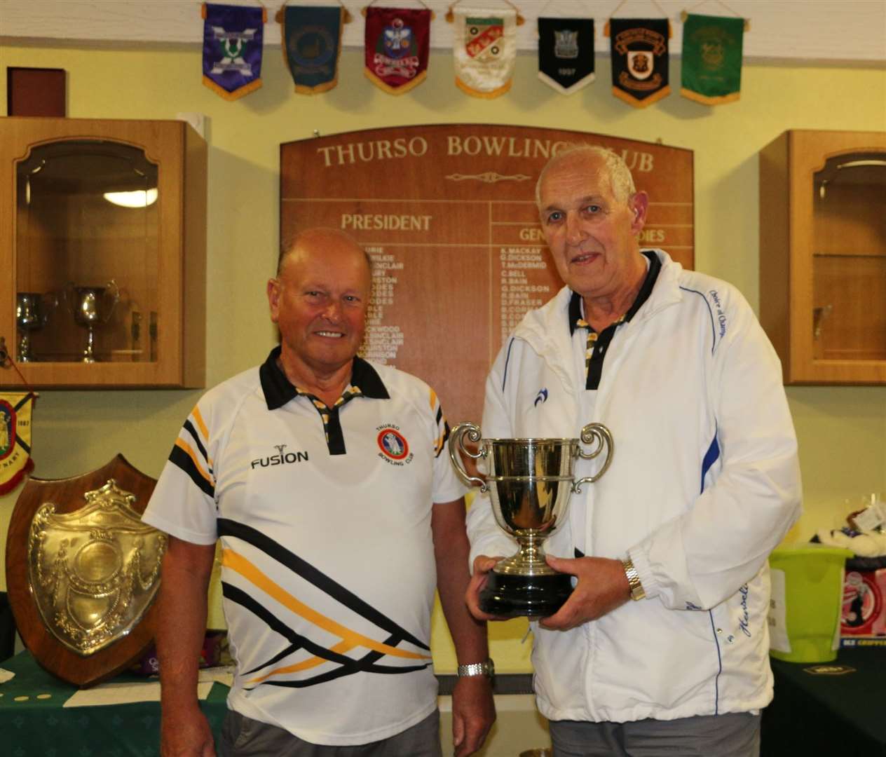 David Kemp and Clair Robertson contested the gents’ beginners’ singles.
