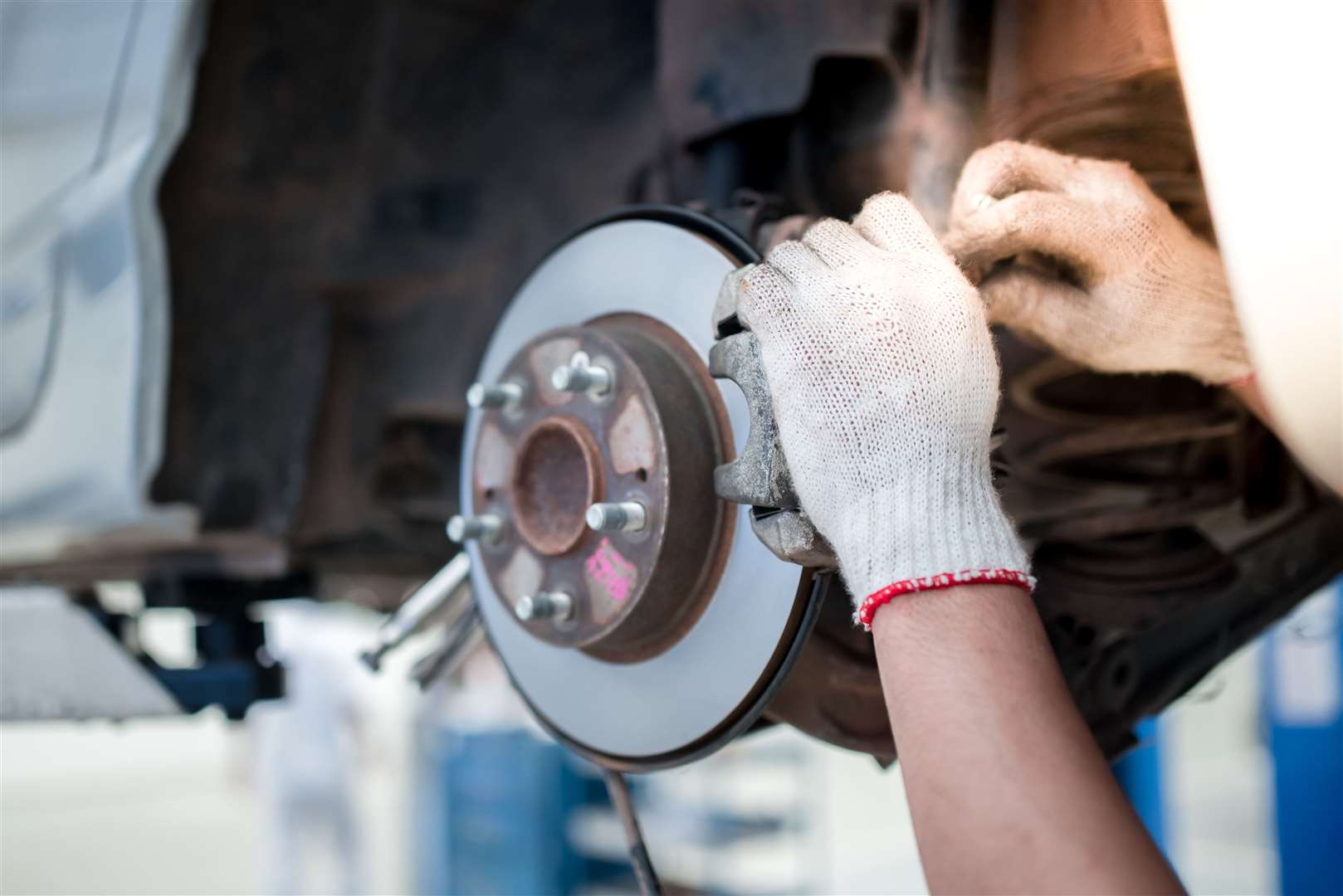 You might not have in-depth mechanical knowledge but knowing how your own car's brakes work and respond is important.