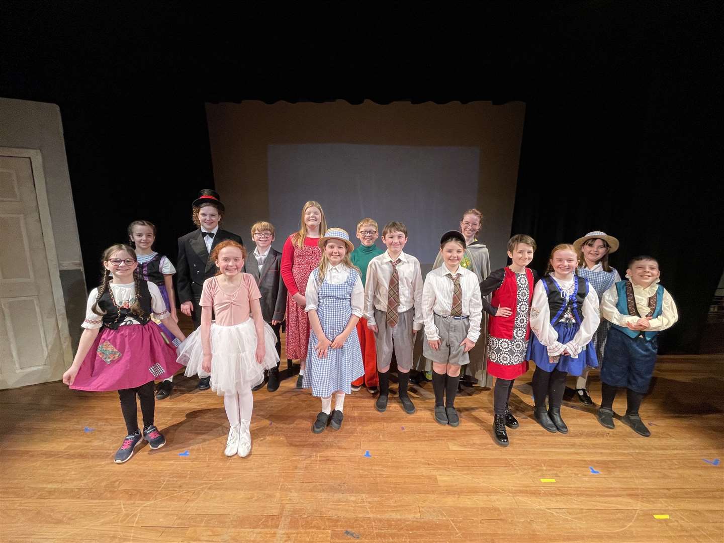 Thurso Juniors performed a non-competitive show with Mr Artigiano’s Puppet Show by Faye Sutherland.