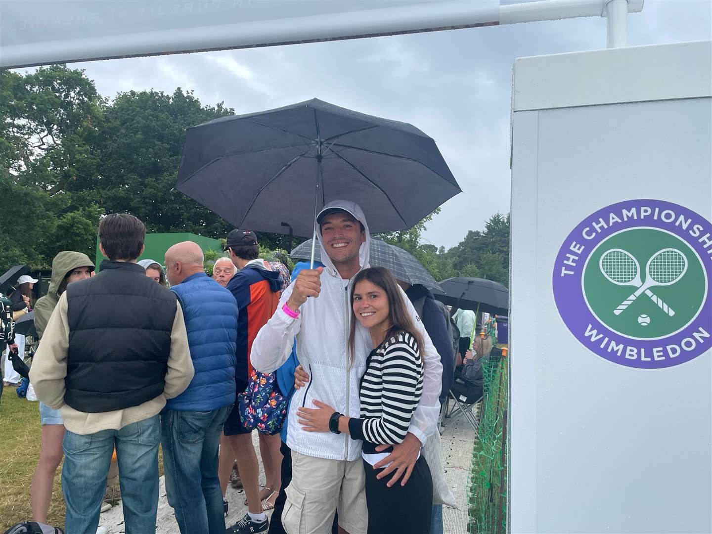 Lorenzo and Ilaria from Italy wait in the Wimbledon queue (Ellie Ng/PA)