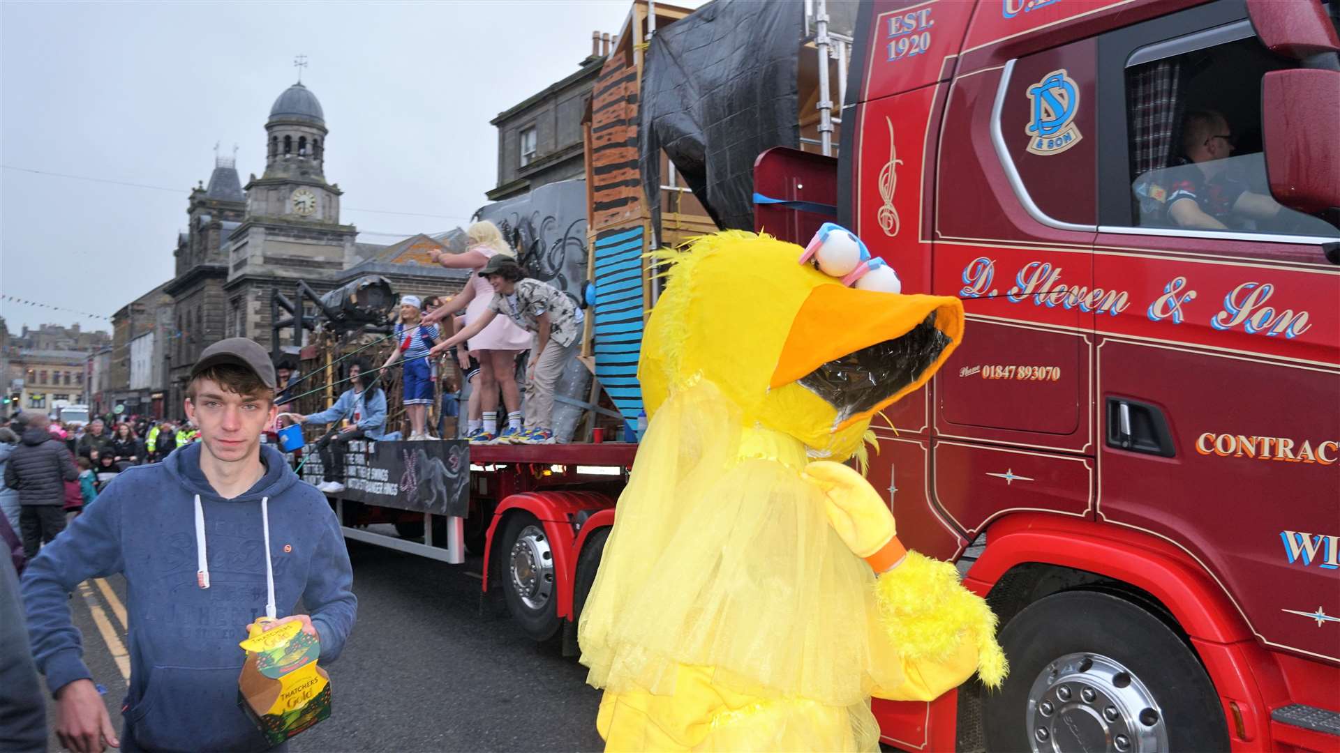 Procession of floats and fancy dress for Wick Gala Week 2022. Picture: DGS