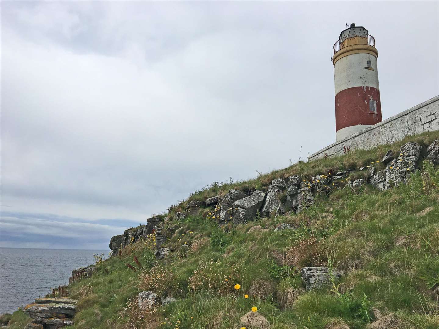 The old mid-Clyth lighthouse.