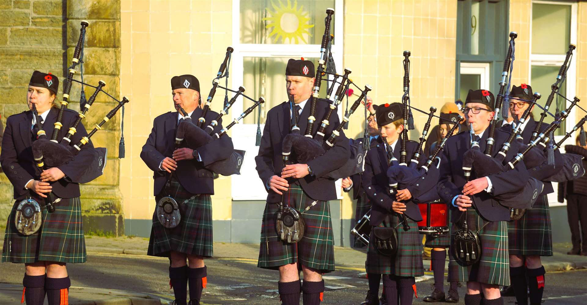 Pipers playing at Remembrance Sunday 2023 in Thurso. Picture: DGS