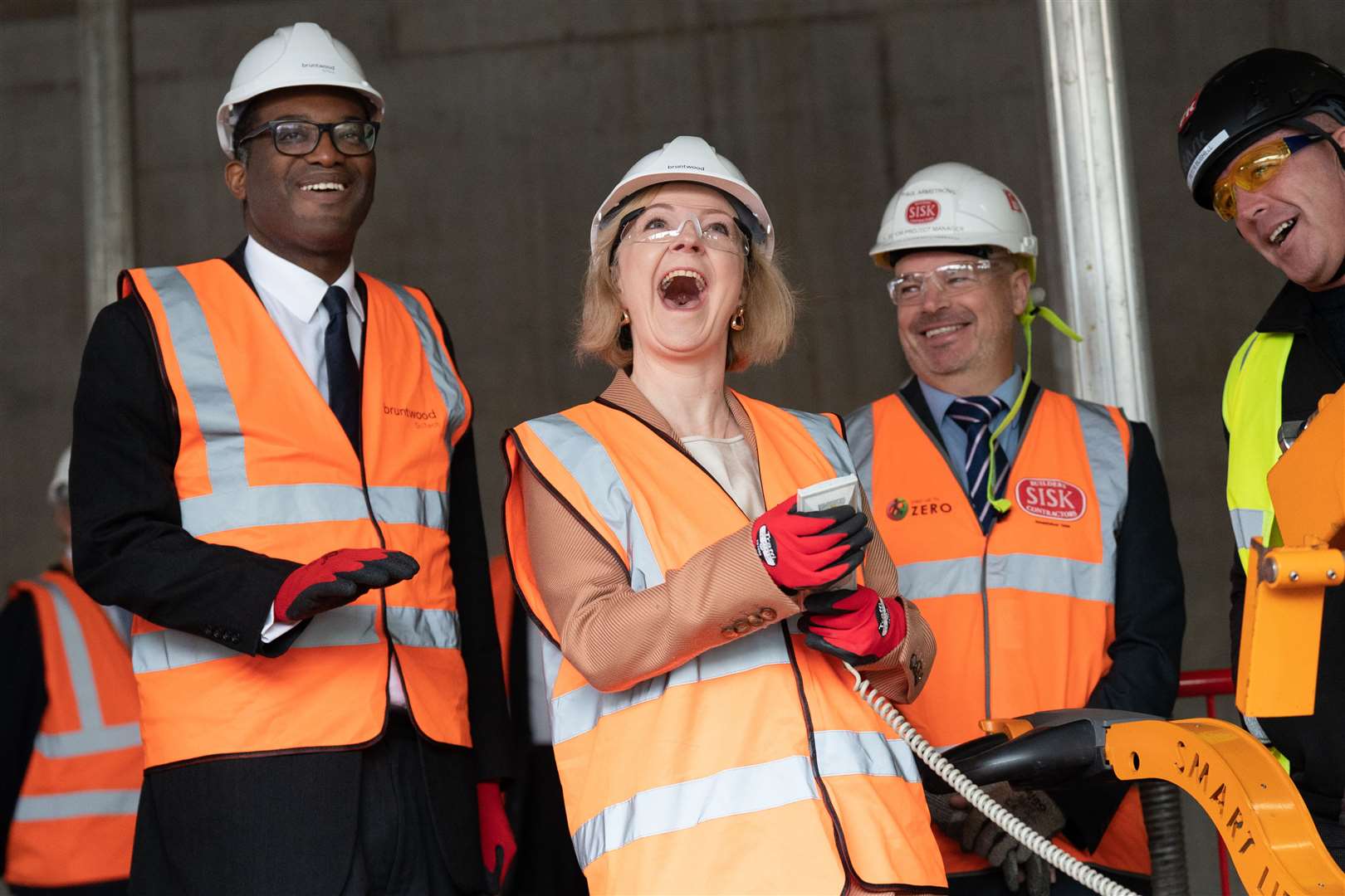 Prime minister Liz Truss and chancellor Kwasi Kwarteng during a visit to a construction site in Birmingham, on day three of the Conservative Party annual conference (Stefan Rousseau/PA)