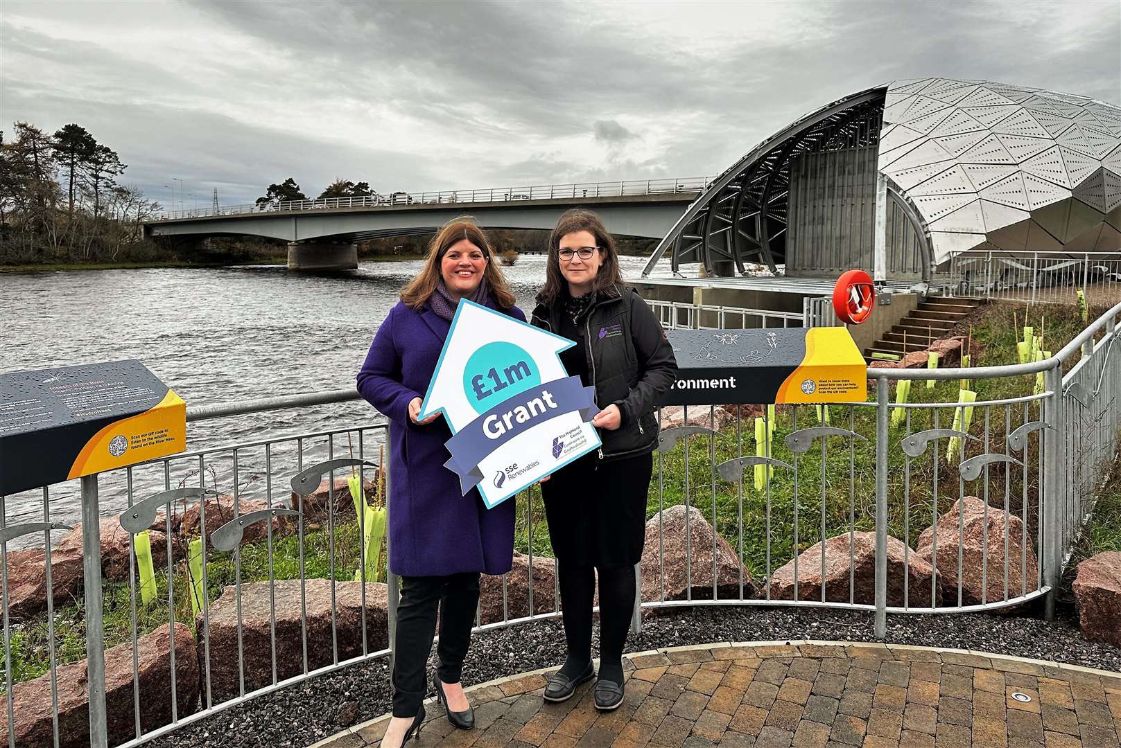 SSE Renewables senior community investment manager Lyndsay Dougan (left) with Highland Council's project manager for climate change and energy Isla MacMillan.