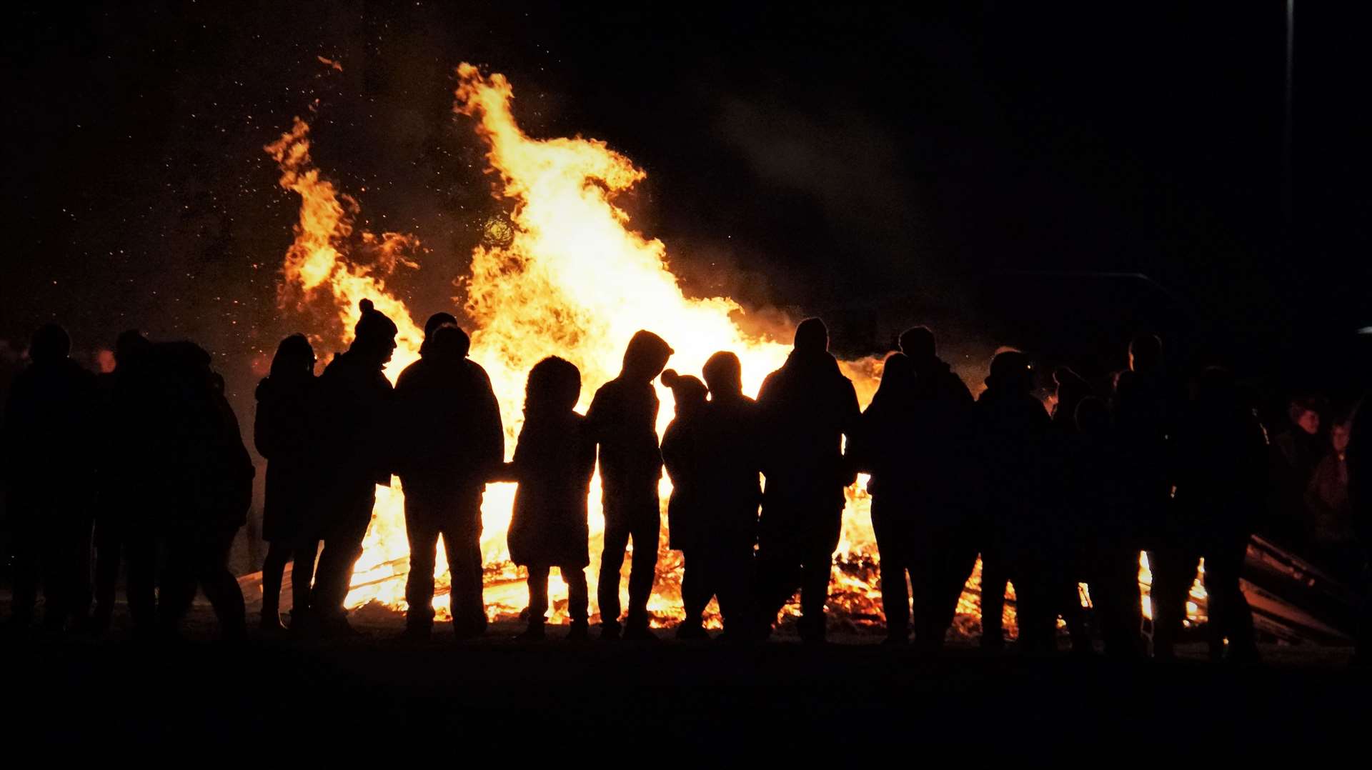 Crowds in front of the flames at the community bonfire in Wick's Bignold Park two years ago. Picture: DGS