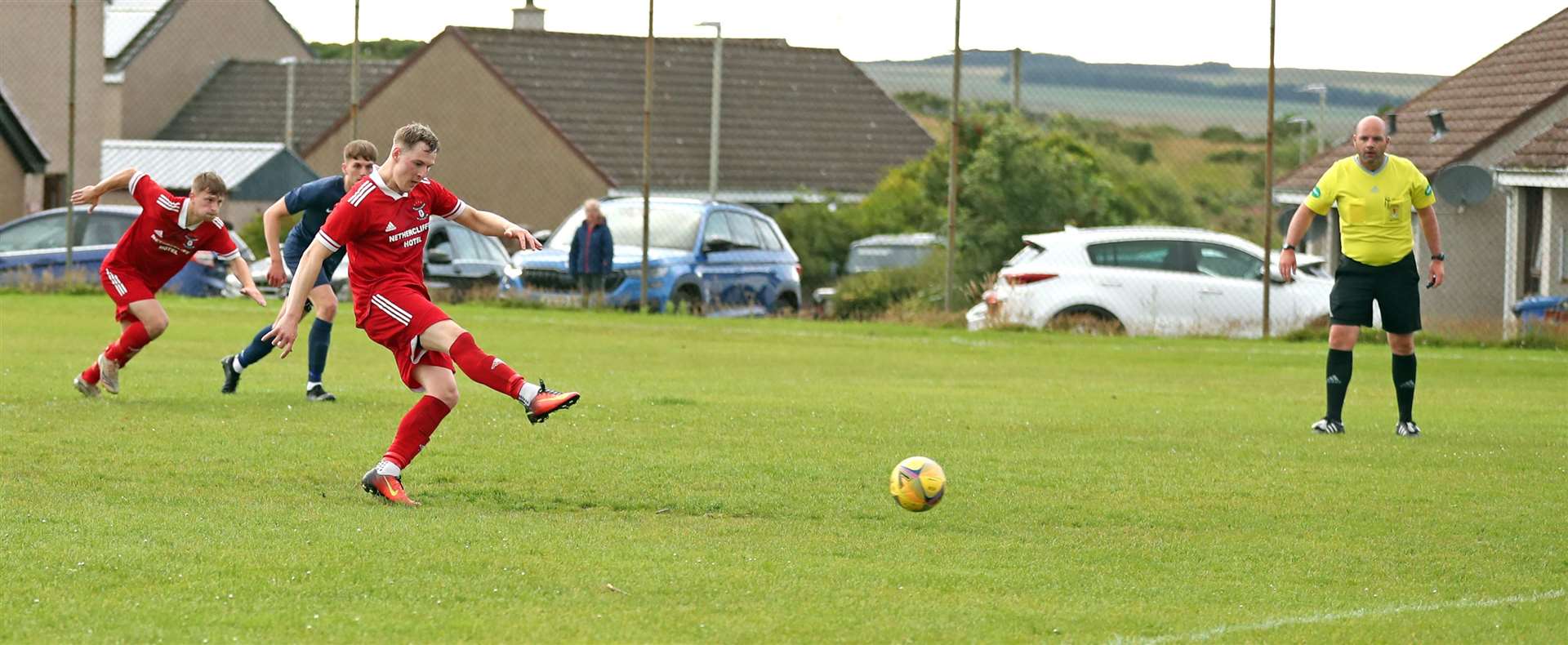 Steven Anderson fires in his second goal of the night from the penalty spot. Picture: James Gunn