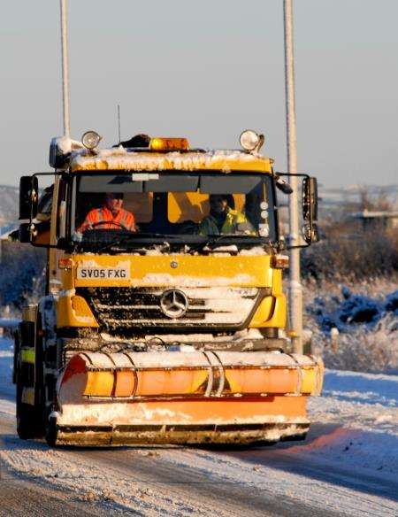 The volunteer gritting recruitment scheme has failed.