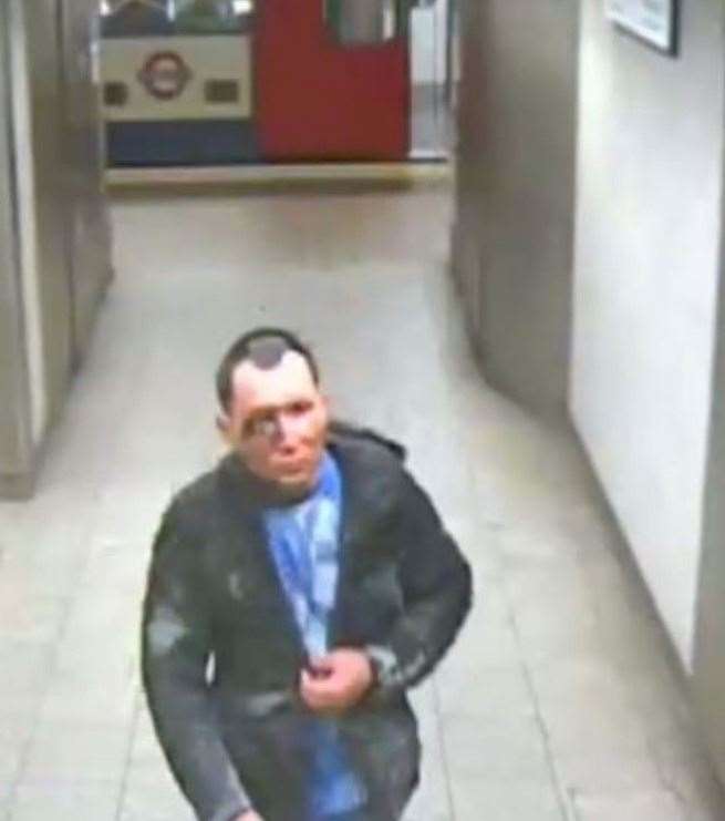 Handout CCTV image dated 31/01/24 issued by the Metropolitan Police of Abdul Ezedi, the suspect in the Clapham alkaline substance attack, at King’s Cross underground station at 2100. Issue date: Friday February 2, 2024.